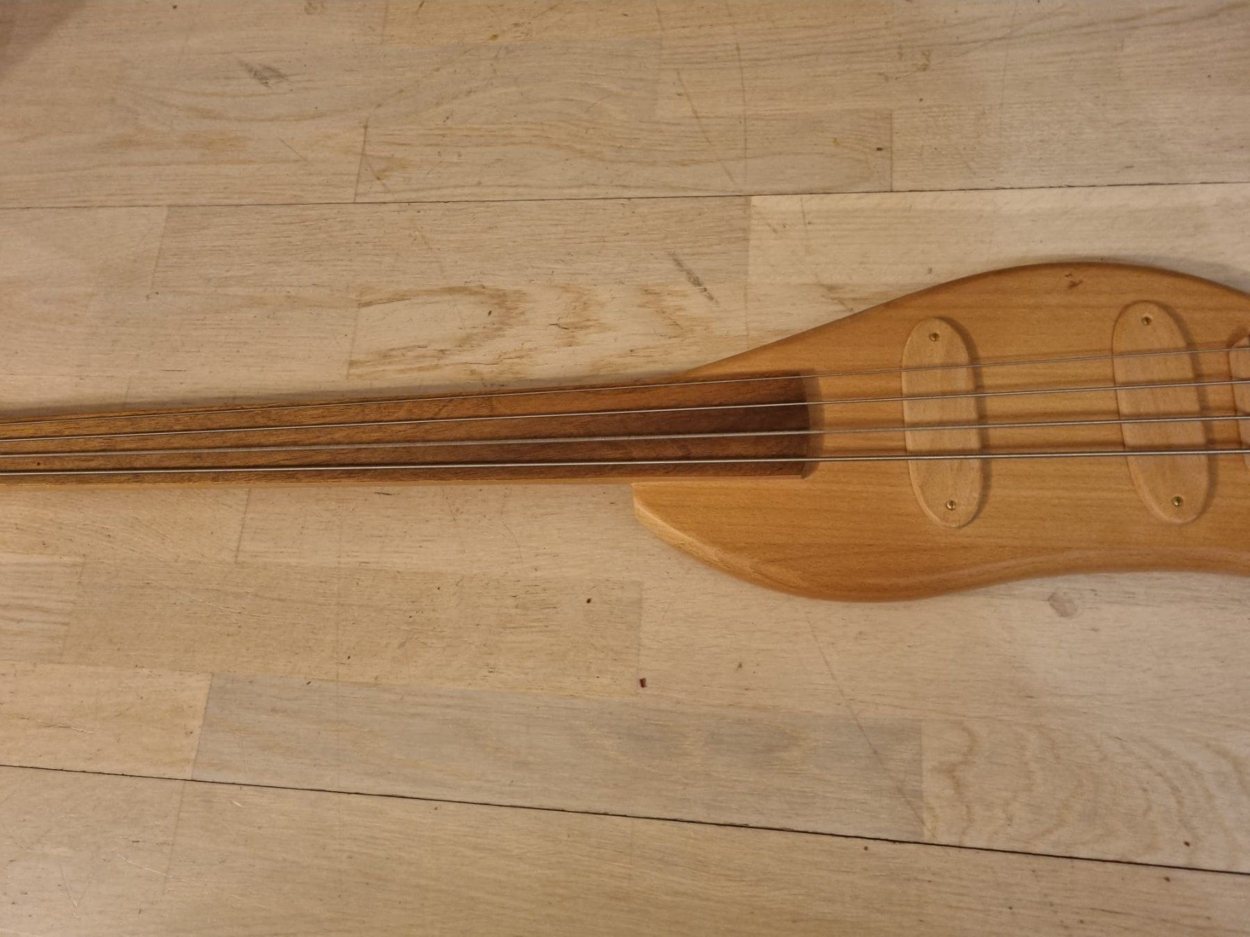 Strumenti musicali: Guitare décorative – Nuovo (secondo la descrizione) da Courgenay venduto da sch_6kn5 2