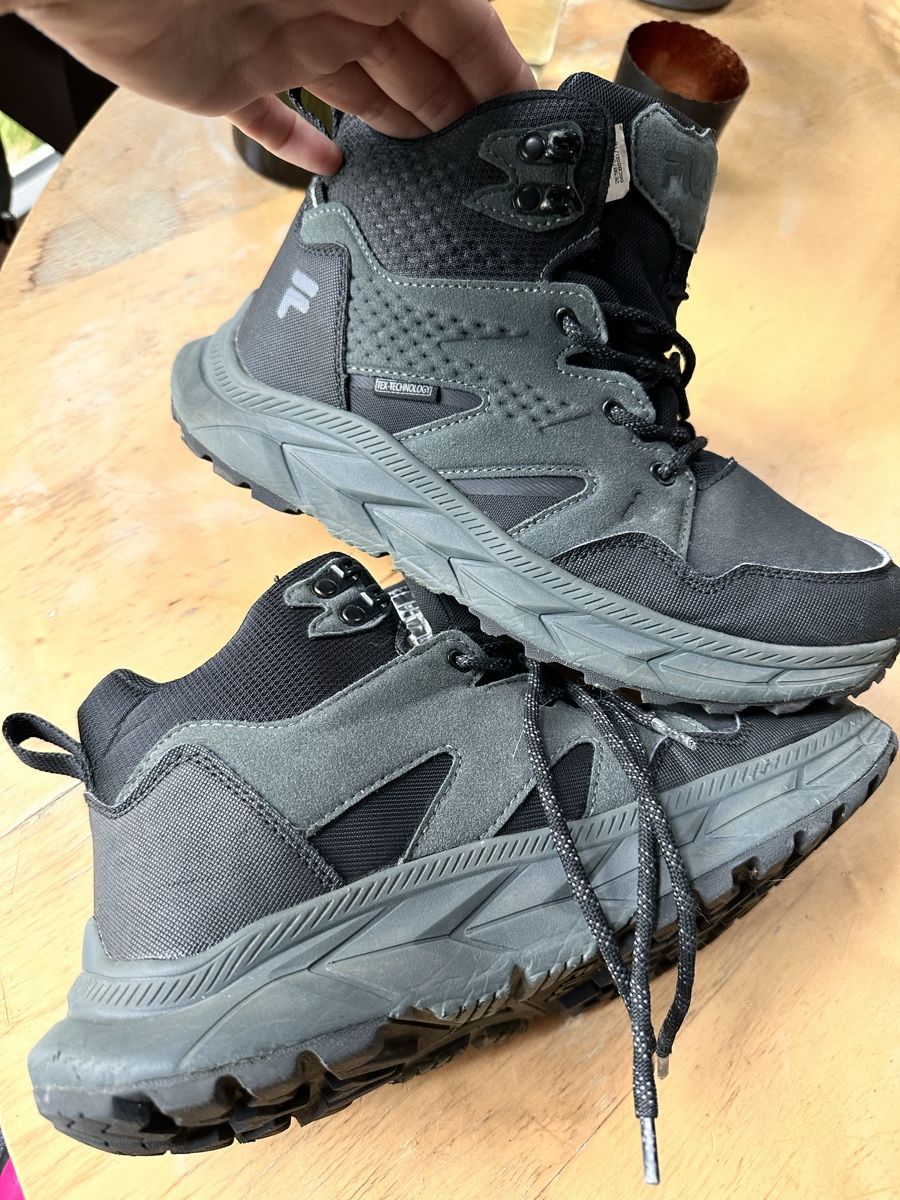 Fila Chaussures hommes: Fila Schuhe Gr. 39 – D'occasion à Hinterkappelen par una066