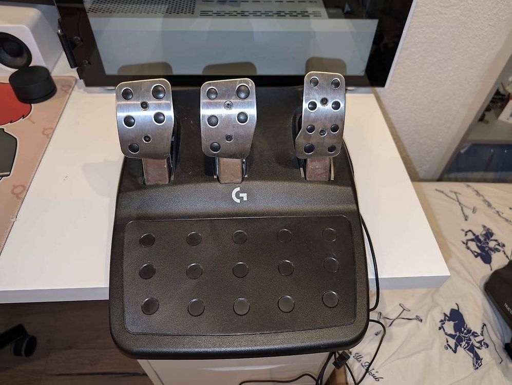 Logitech Controller: Logitech G923 TRUEFORCE + Shifter – Gebraucht aus Nänikon von T31 1