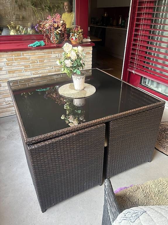Set di tavolo e panche: Balkon Set Tisch mit Stühle – Usato da Reinach BL venduto da aem_k9sf 4