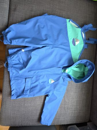 Regenhose und Jacke Baby Club Grösse 86