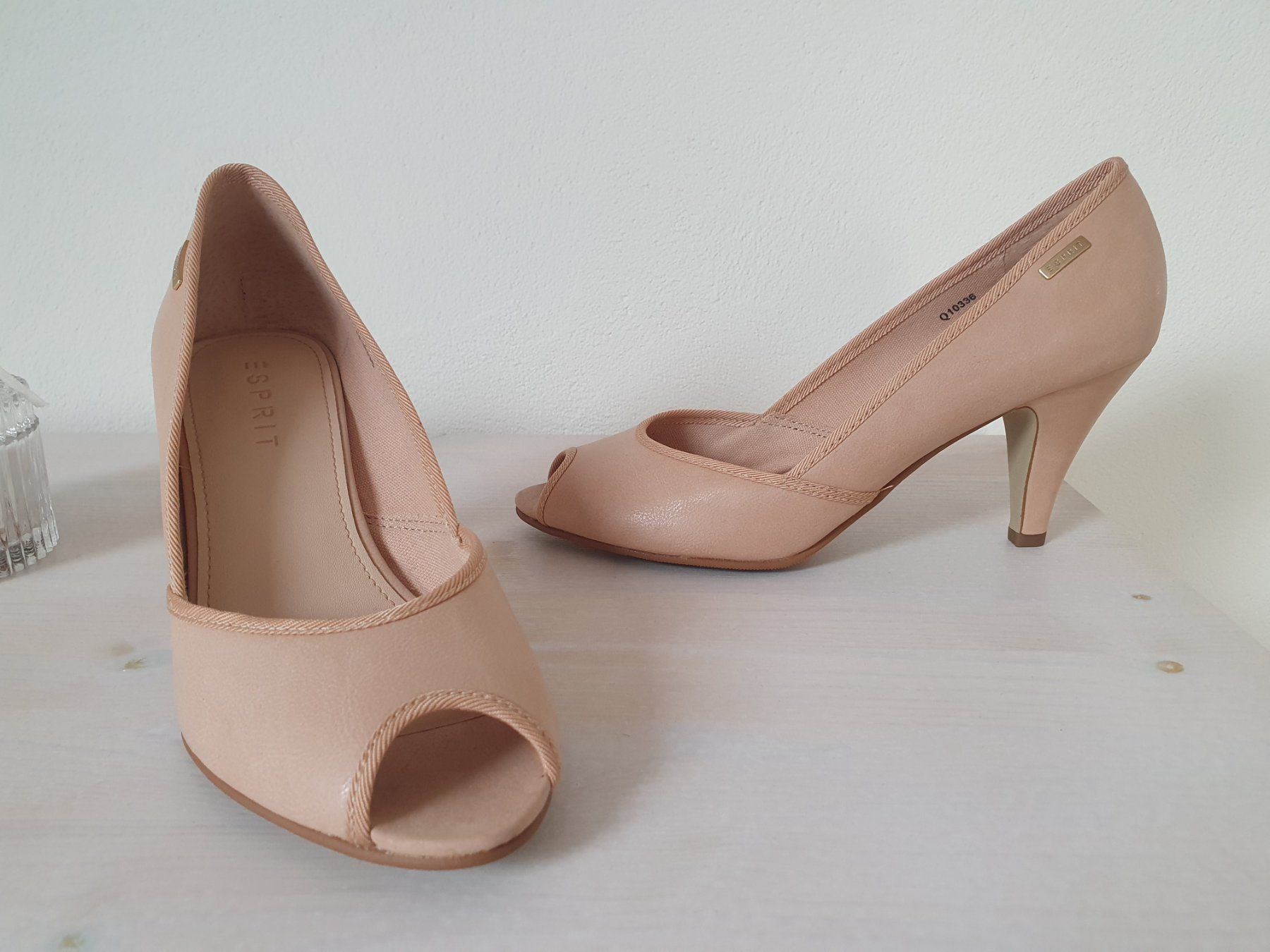 Esprit Scarpe da donna: ***NEU*** Pumps Peeptoe von ESPRIT – Nuovo (secondo la descrizione) da Möriken AG venduto da Xaendu 2