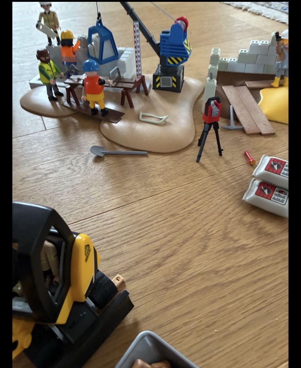 Playmobil Giocattoli: Playmobil Chantier 5323 et accessoires – Usato da Chexbres venduto da edo_j7fp 3