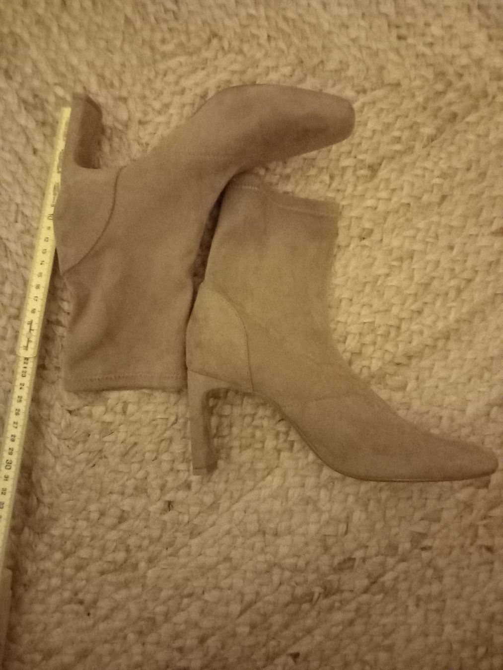 Scarpe da donna: Stiefeletten, rehbraun, Gr. 36 – Usato da Wanzwil venduto da lonelybeachhouse