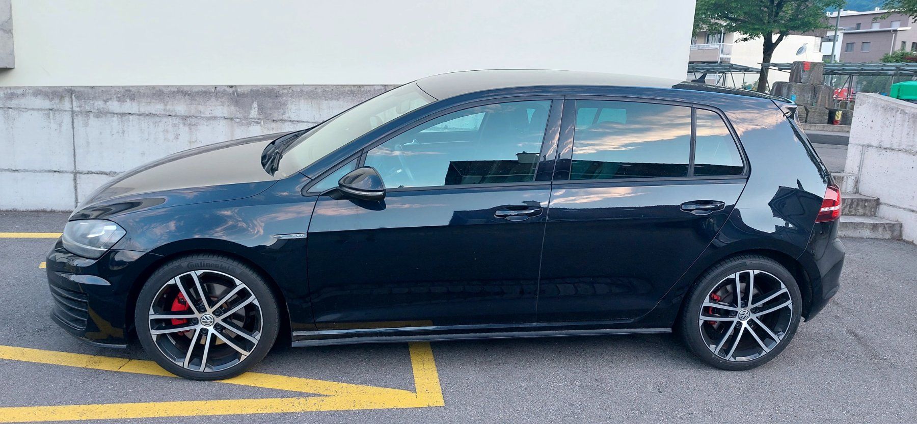 VW Autos: VW GOLF VII 2.0 TDI GTD – Gebraucht aus Buchs von Loreanda 1