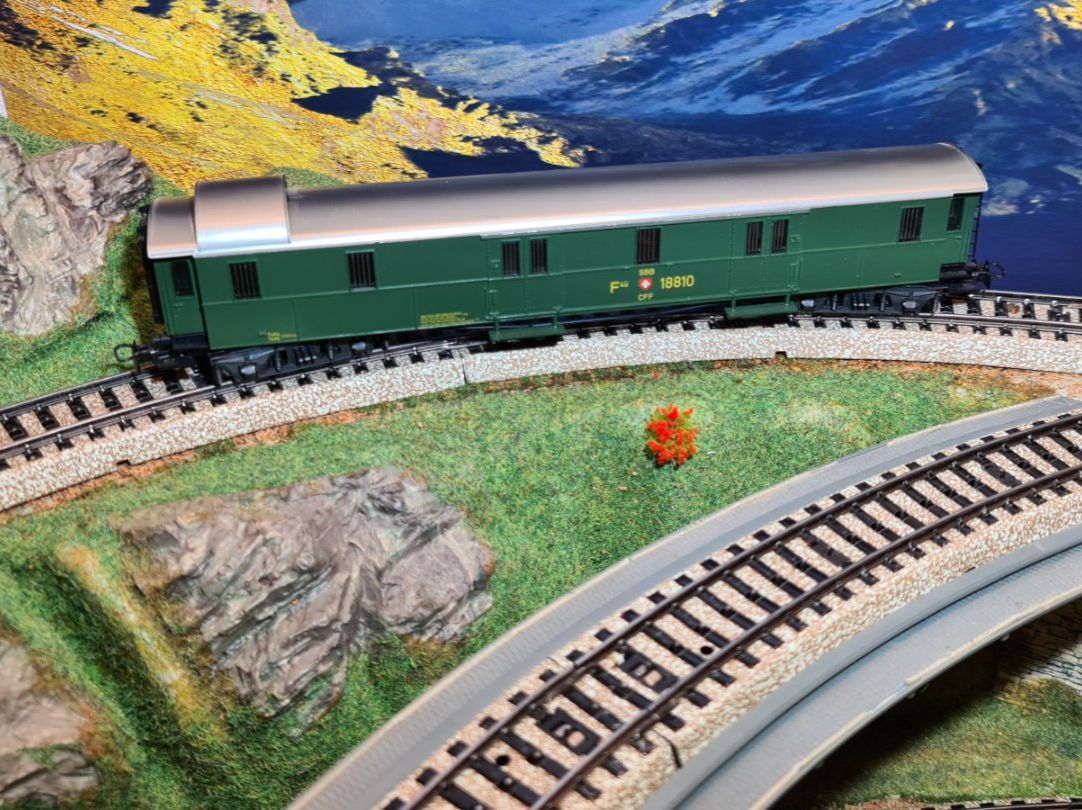 Märklin Modellini di ferrovie: Märklin 4146 Gepäckwagen – Usato da Bottenwil venduto da Wild_1