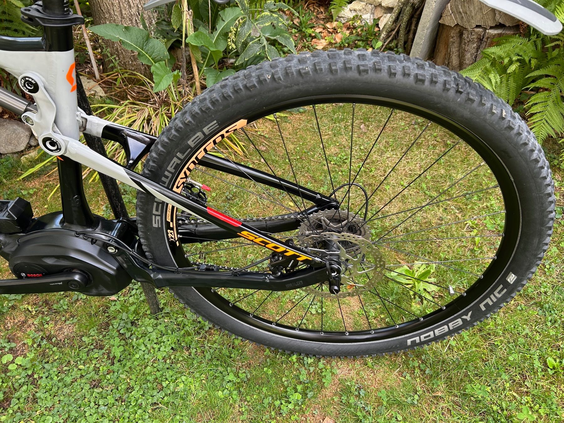 Scott Biciclette: Scott E-Genius 920 E-MTB vollgefedert gebraucht Zustand Top – Usato da Bättwil venduto da alm_bx99 2
