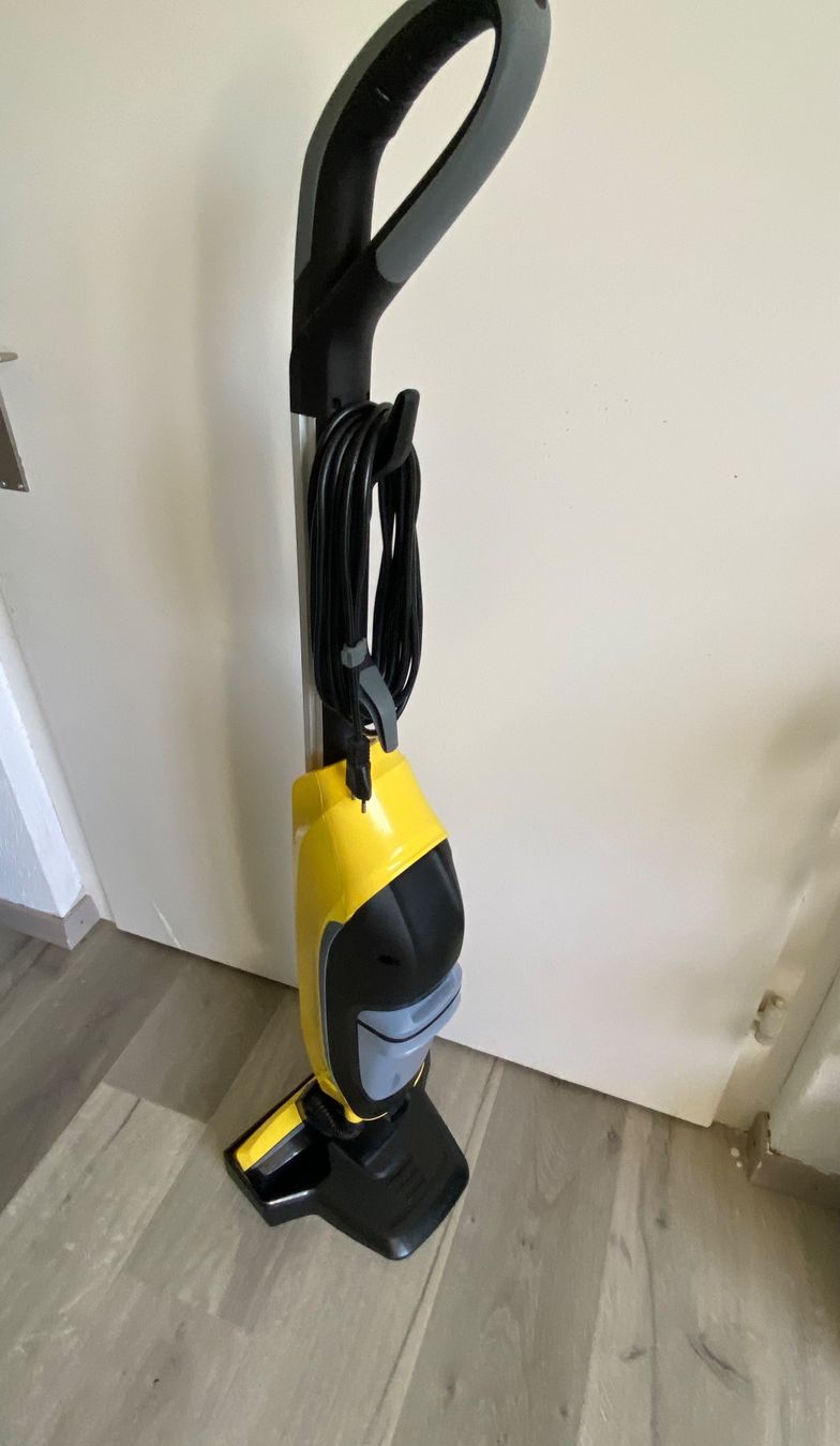 Kärcher Pulitori a vapore: Kärcher Floor Cleaner – Usato da Dottikon venduto da 6571 4