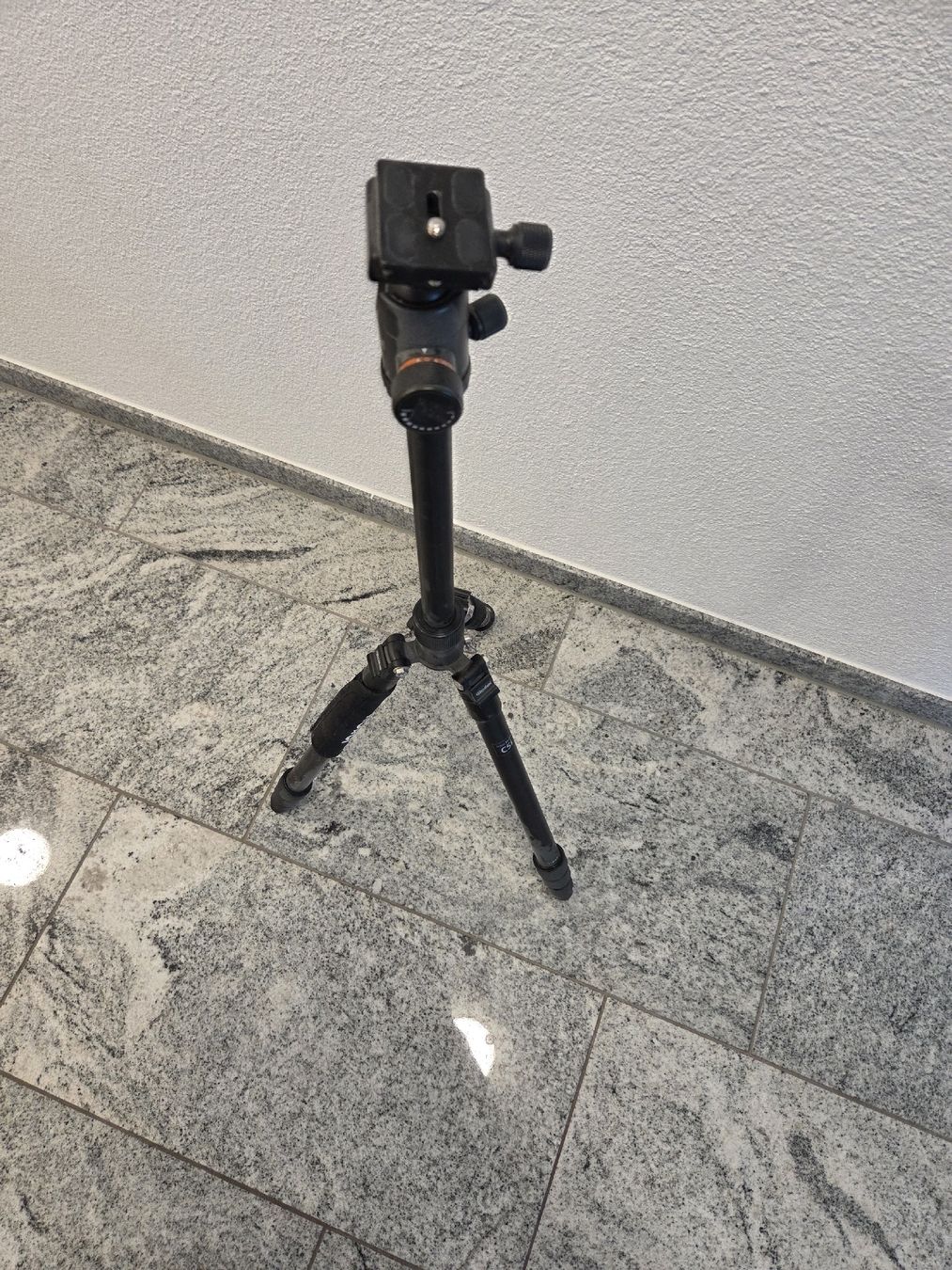 Rollei Treppiedi & Teste: Kamerastativ - Rollei – Usato da Oberkirch LU venduto da bos_9cyd 1
