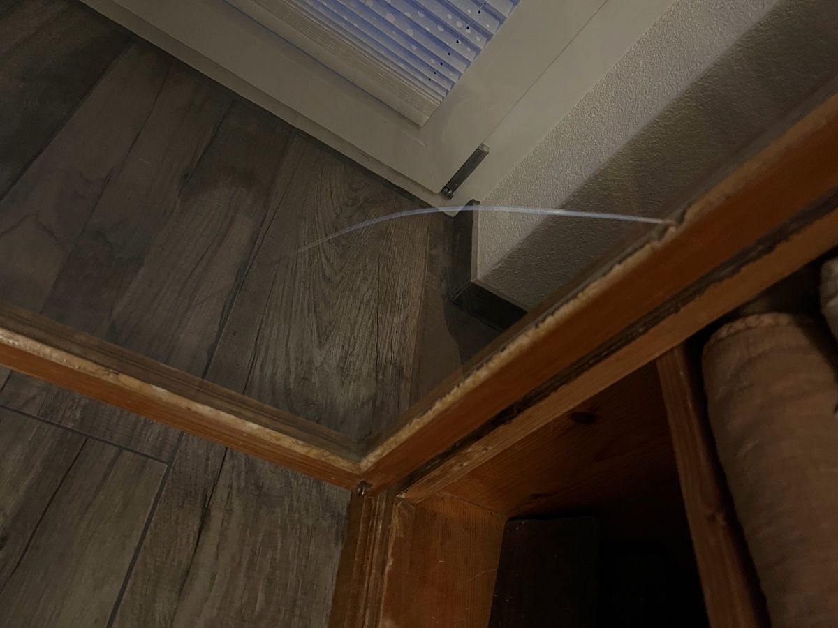 Vetrine: Antiker Glas-Schrank, Vitrine, Buffet – Usato da Bürglen TG venduto da Ursajosi 5