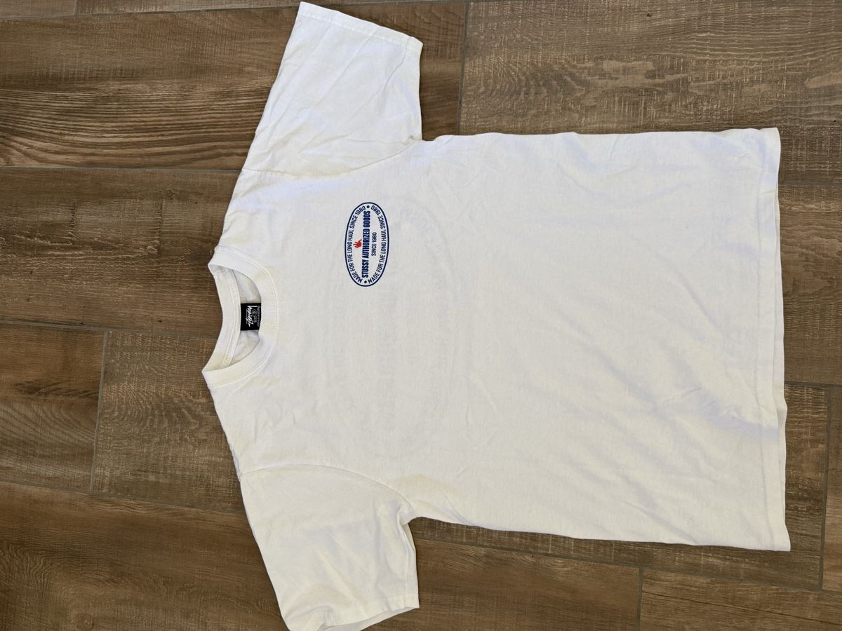 Stüssy T-shirt: Stüssy T-Shirt  – Nuovo (secondo la descrizione) da Selzach venduto da len_p9nl