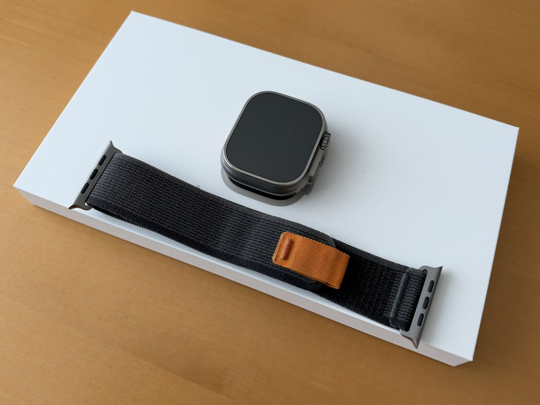 Apple Smartwatch: Apple Watch Ultra  gen 1 mit Trail Loop – Usato da Wettingen venduto da Sephiroth0