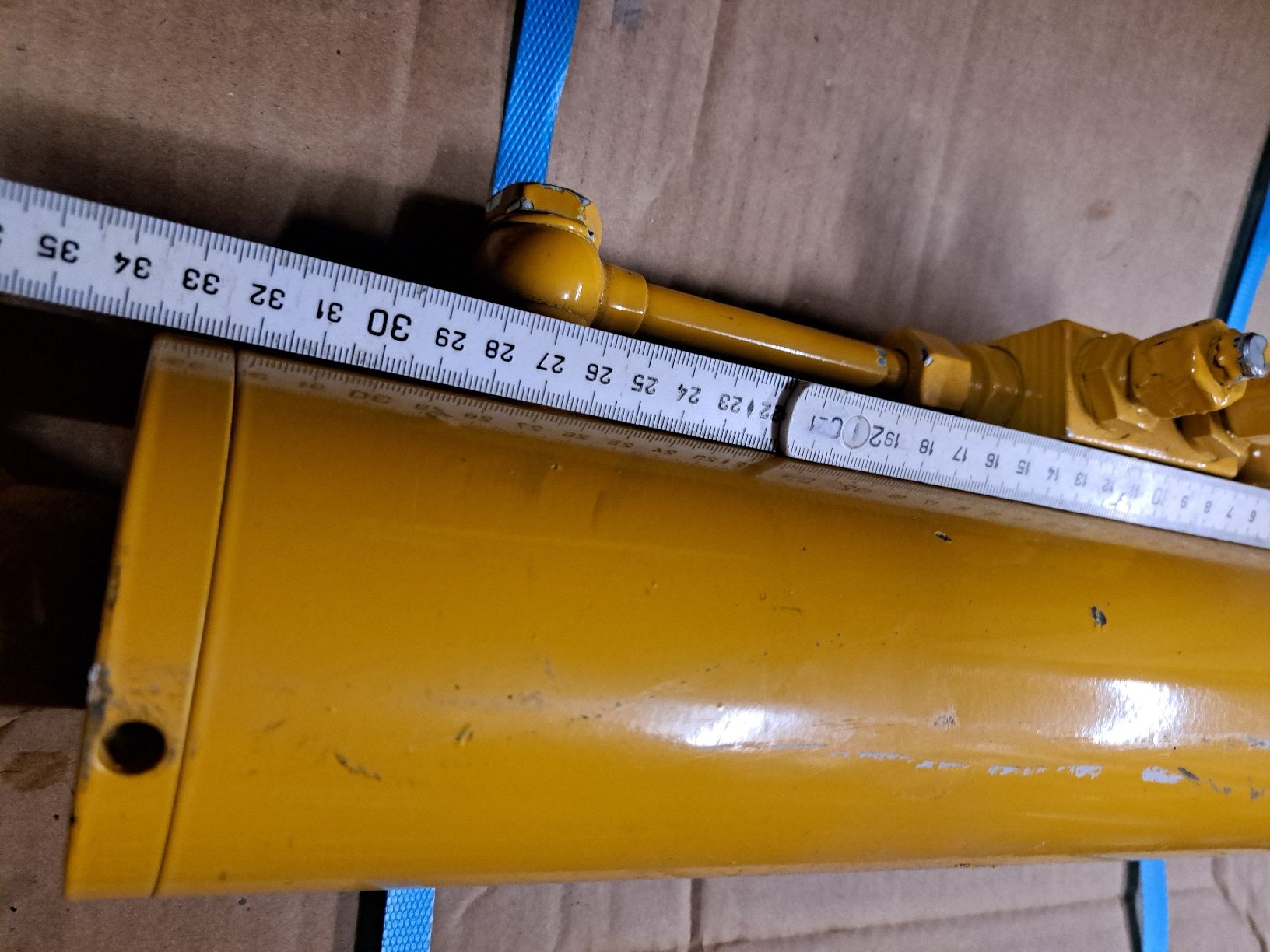 Altri prodotti elettronici: Hydraulikzylinder neuwertig mit Ventilblock – Usato da Grossdietwil venduto da hufi10 6