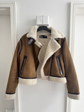 Giacca ZARA taglia M marrone con pile ottime condizioni