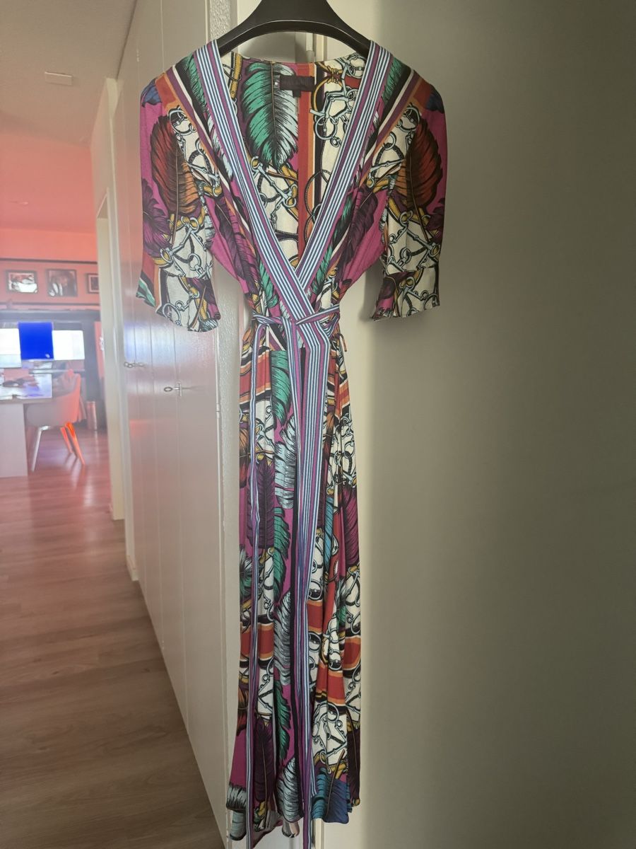 Vestiti: Hale Bob Kleid Grösse M gemustert Wickeloptik – Usato da zürich venduto da dalia06