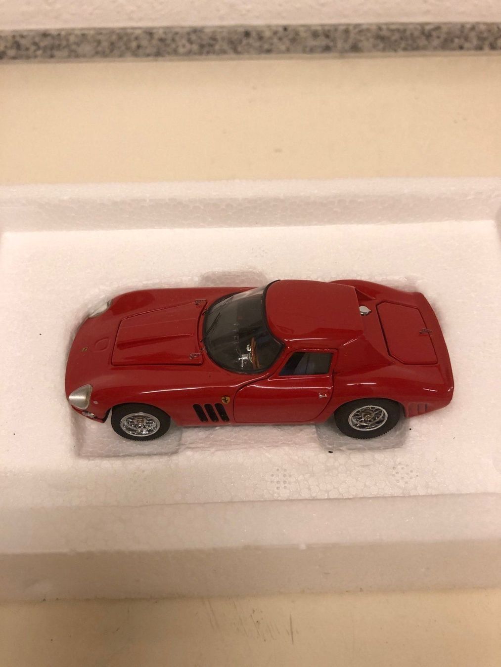 Ferrari Modellini d'auto: Ferrari GTO 64 – Nuovo (secondo la descrizione) da Muttenz venduto da Gucci2005 2