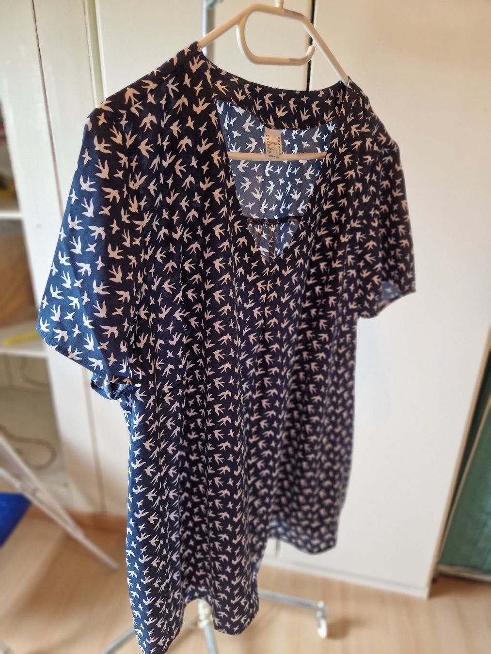 Blusen: Bluse Blau mit Weiss – Gebraucht aus Niederbipp von Trude04