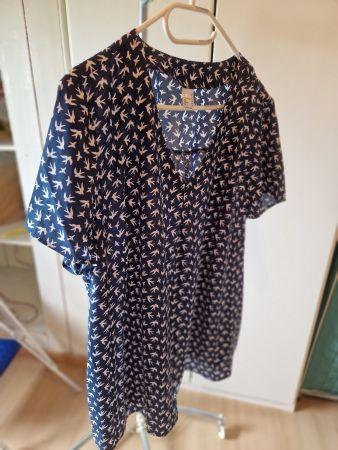 Bluse Blau mit Weiss