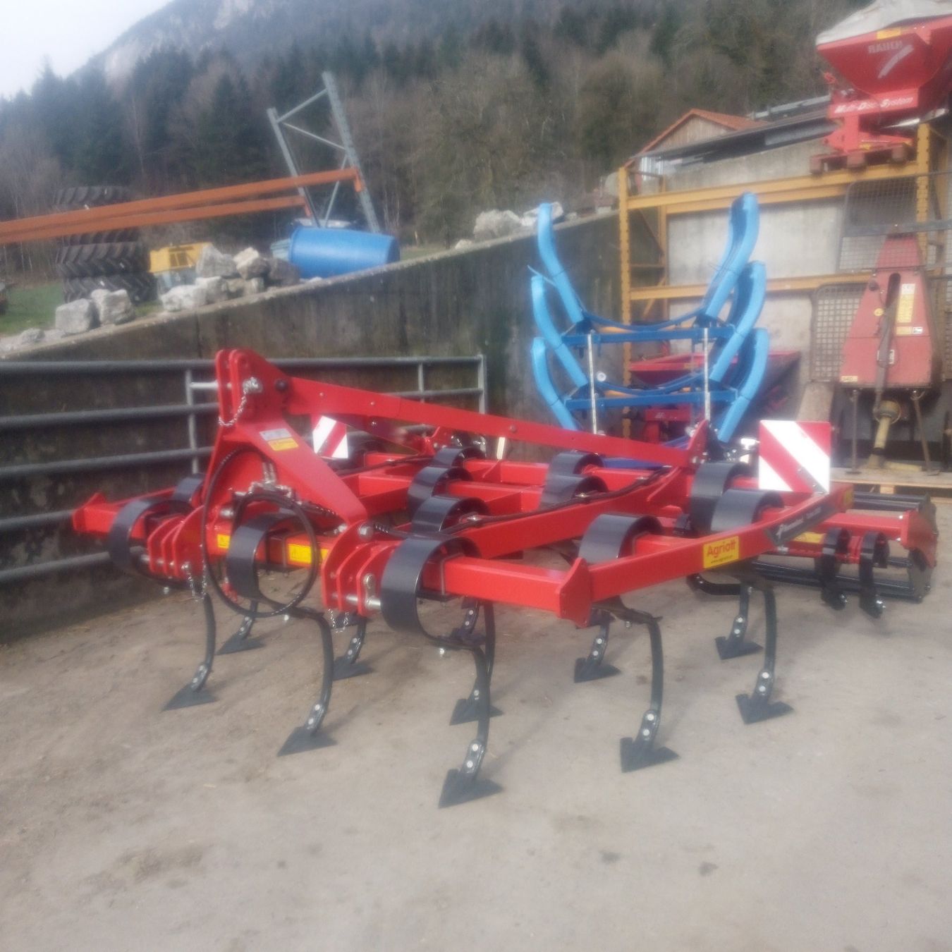 Tutte le macchine: Grupper Kverneland 3.00 Meter – Usato da Rüttenen venduto da Dart4 3