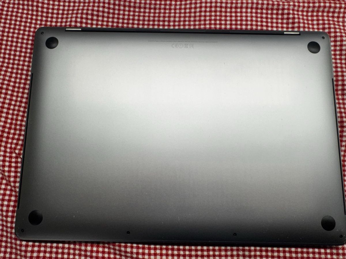 Apple Portables: MacBook Pro 15" Touch Bar/Core i7/16 GB/512GB SSD – D'occasion à Genève par csedunum 2