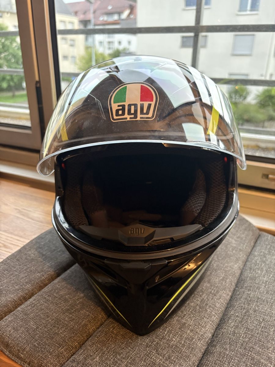 AGV Caschi & visiere: VR46-Helm grösse M – Usato da Bubikon venduto da Ivan_Bochicchio 2