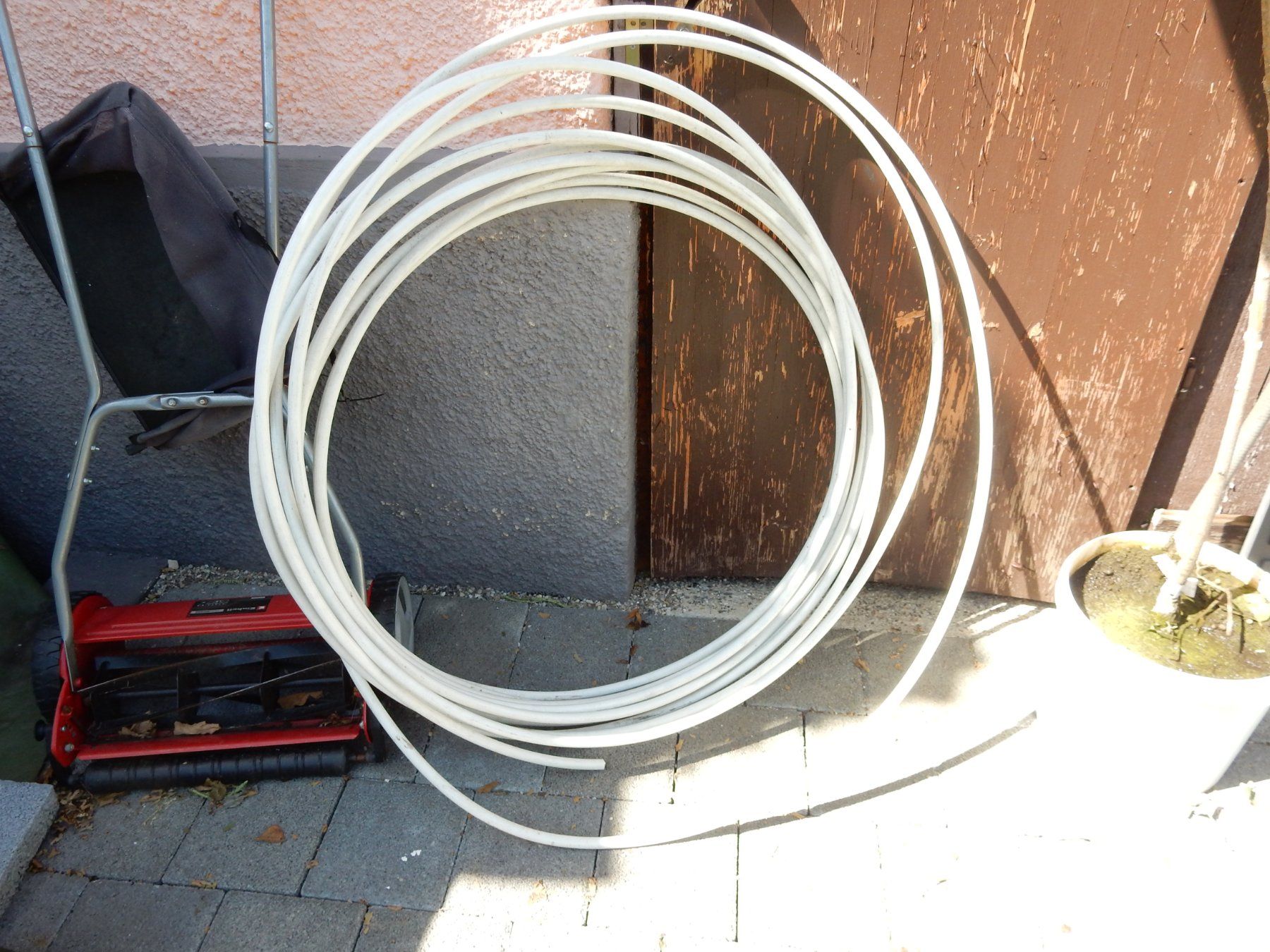 Radiatori: Fussboden Heizungs Rohr – Usato da Balsthal venduto da Subaru11 1