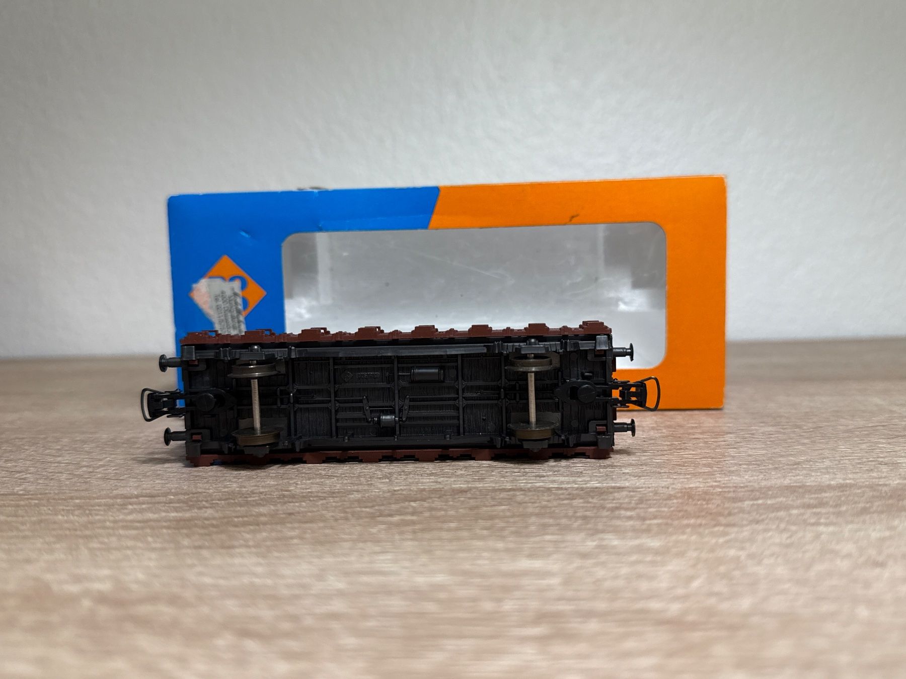 Roco Modellini di ferrovie: Roco 46418 Güterwagen SNCF H0 – Usato da St-Aubin-Sauges venduto da tantome 4