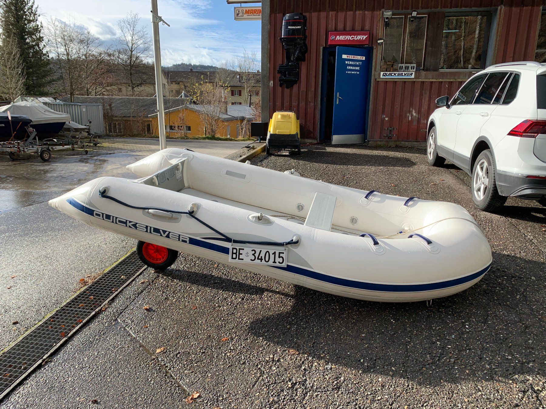 Quicksilver Barche: Gummiboot Quicksiver 340 Airdeck, Mercury 8PS Aussenborder – Usato da Hinterkappelen venduto da hugentobler.62