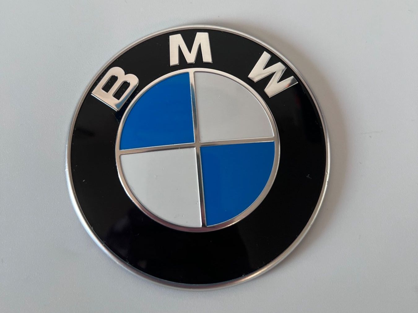 BMW Tutti pezzi di ricambio auto: Original BMW Emblem – Nuovo (secondo la descrizione) da Frauenfeld venduto da isa_9cy7