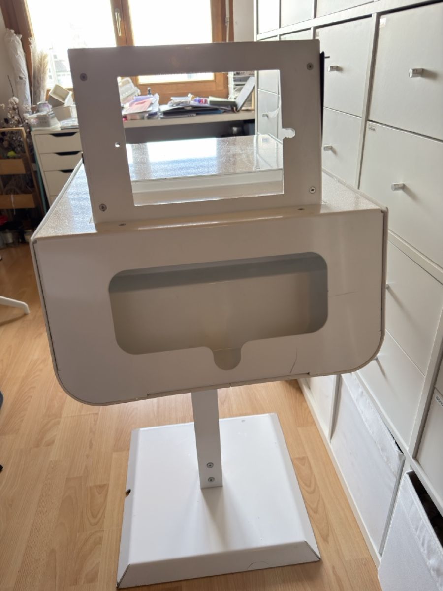 Altro in Decorazioni & Accessori: Druckerständer für Fotobox  – Usato da Konolfingen venduto da Mandala1 1
