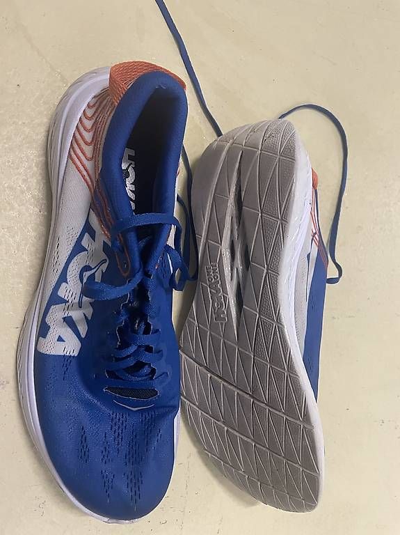 Scarpe da uomo: Hoka one one / Envoi possible  – Usato da Monthey venduto da jbb68 2