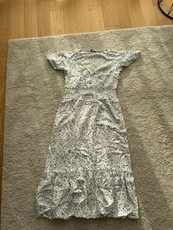 Only Kleid