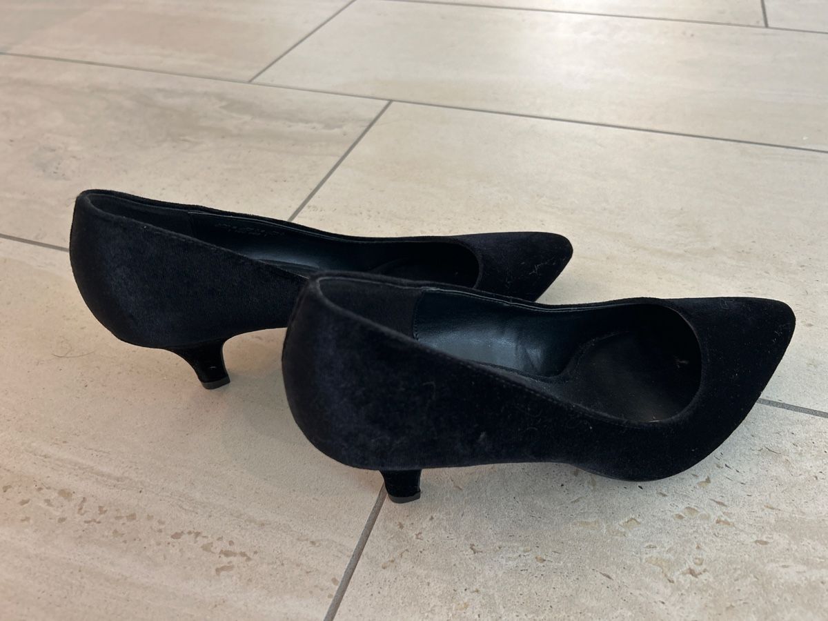 Graceland Damenschuhe: Schwarze Graceland Pumps – Gebraucht aus Niederlenz von  2