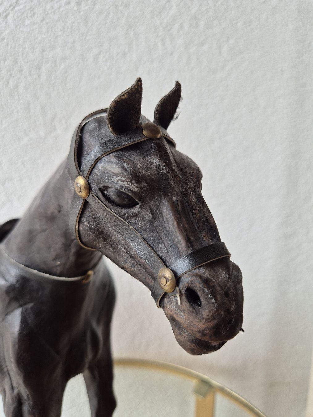 Tutte le decorazioni: Cheval décoratif en cuir vintage – Usato da Farvagny-le-Grand venduto da Grapeful88 2