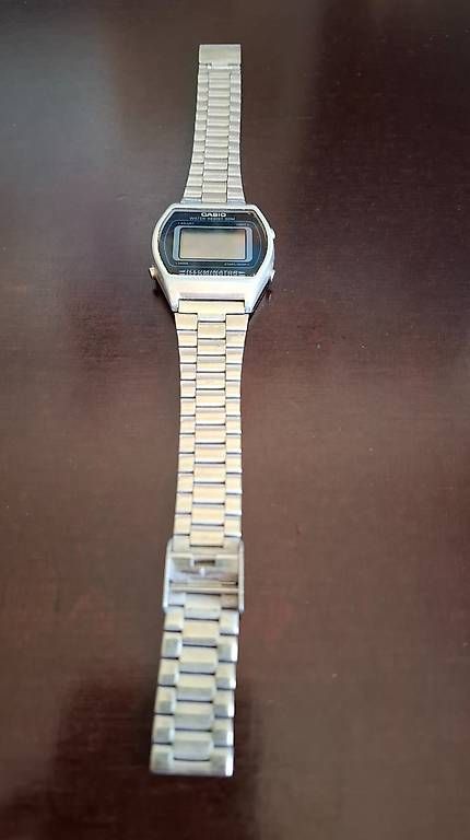Montres: Casio Retro Digitaluhr B640W – D'occasion à Zürich par castelbergo 1