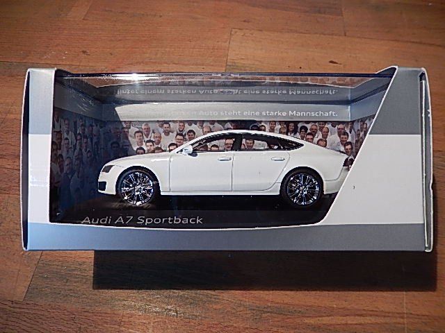 Audi Modellini d'auto: Automodell AUDI A7 Sportback – Nuovo e nell'imballaggio originale da Aesch venduto da alaine6262 3
