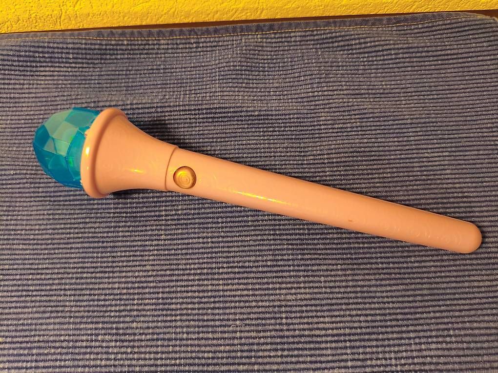 Giocattoli: Dreamworks HOME - Susher Wand – Nuovo (secondo la descrizione) da Lausanne venduto da gigalabs 1