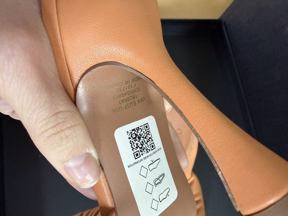 Damenschuhe: BOTTEGA VENETA STYLE MULES 37 – Gebraucht aus Baden von agora_newgeneration 5