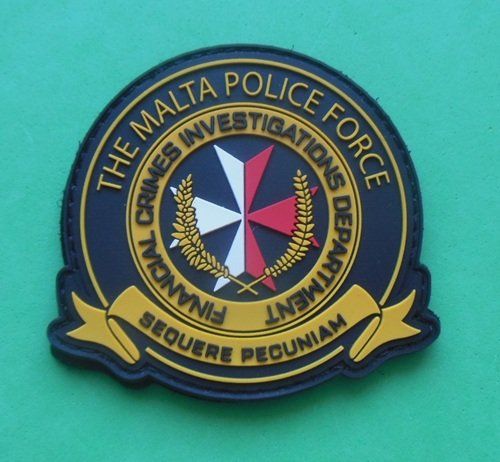 Placchette & Badge: Malta Police Force – Usato da Zwillikon venduto da Boban69