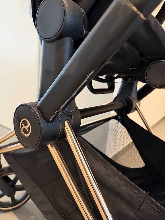 Cybex Poussette: Cybex Priam Modell 2023 – D'occasion à Neerach par ahl_7fhn 3