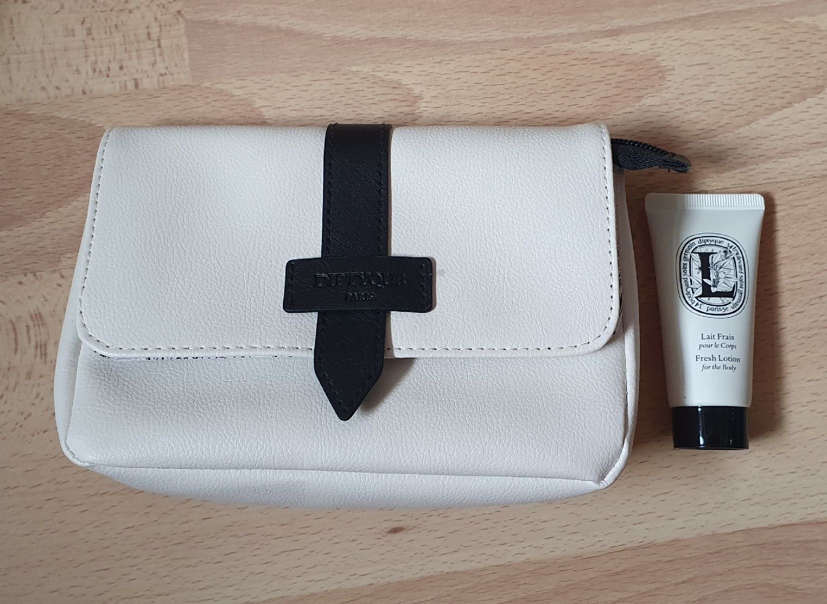 Trousses de maquillage: Necessaire inkl. Körpermilch – Neuf (Voir description) à Hagendorn par happyclothing