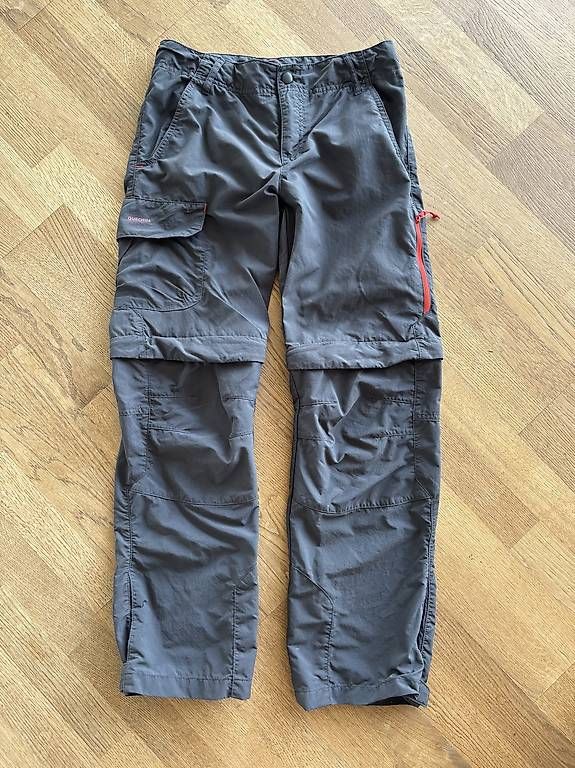 Decathlon Pantaloni: Decathlon Zip Wanderhose Gr.160-166 – Usato da Schüpfen venduto da norge84
