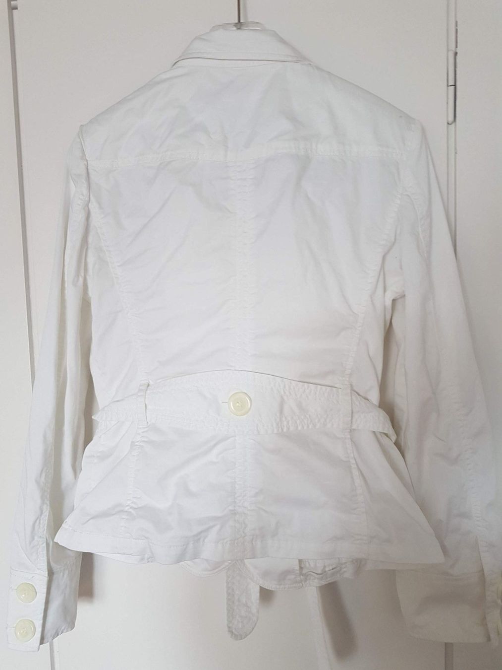 Giacche: Weisse Jacke Gr. 38 von ESPRIT – Usato da Herrliberg venduto da Jummi 4