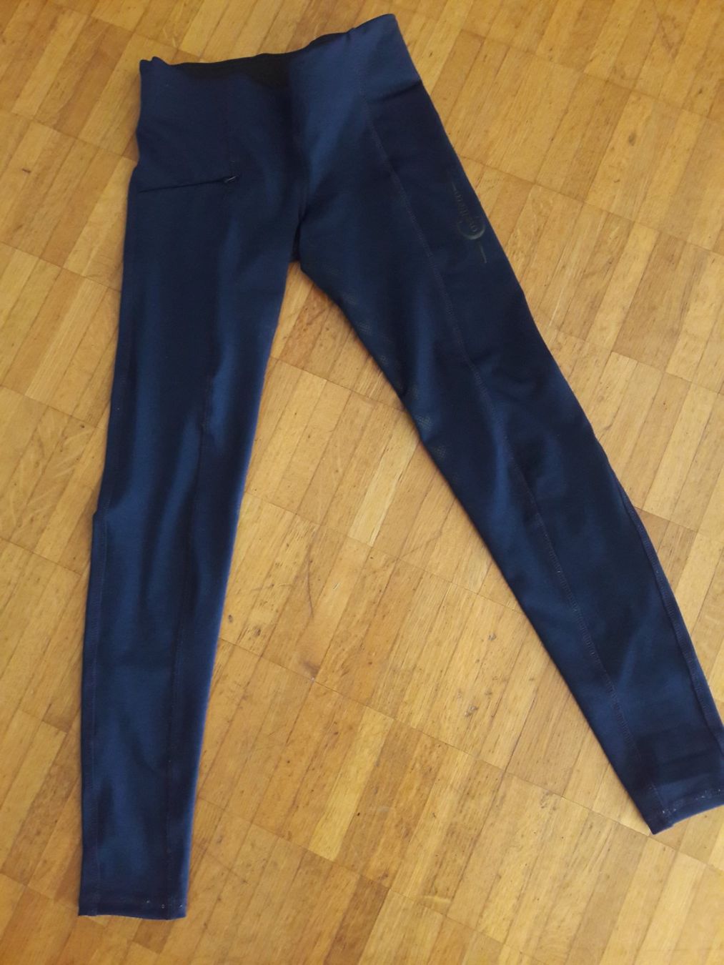 Collants: LEGGINS - Mädchen - 128 - Dunkelblau – D'occasion à Luzern par miocarobabbonetoscan 1