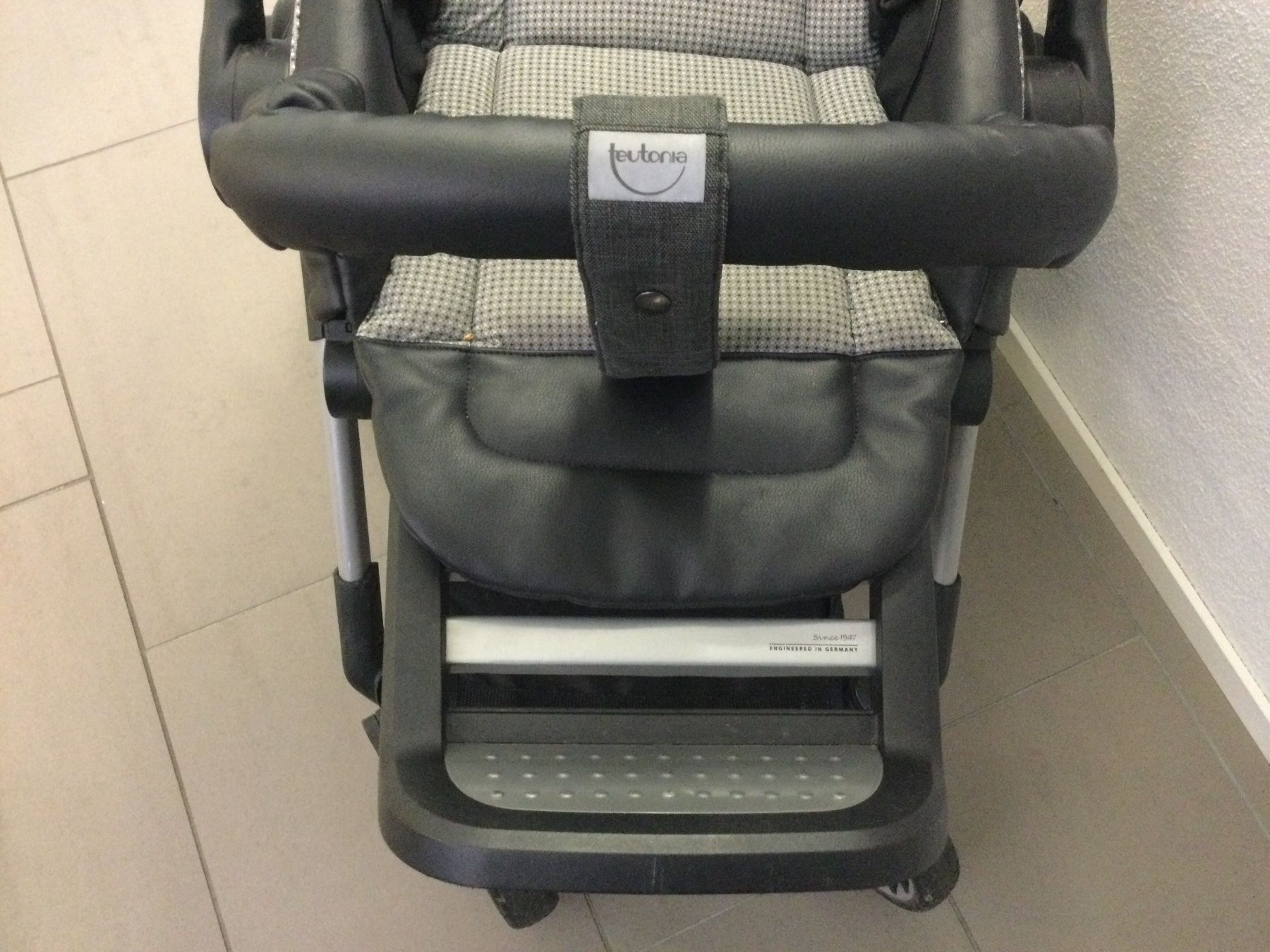 Teutonia Kinderwagen: Kinderwagen – Gebraucht aus Adliswil von Boir 2