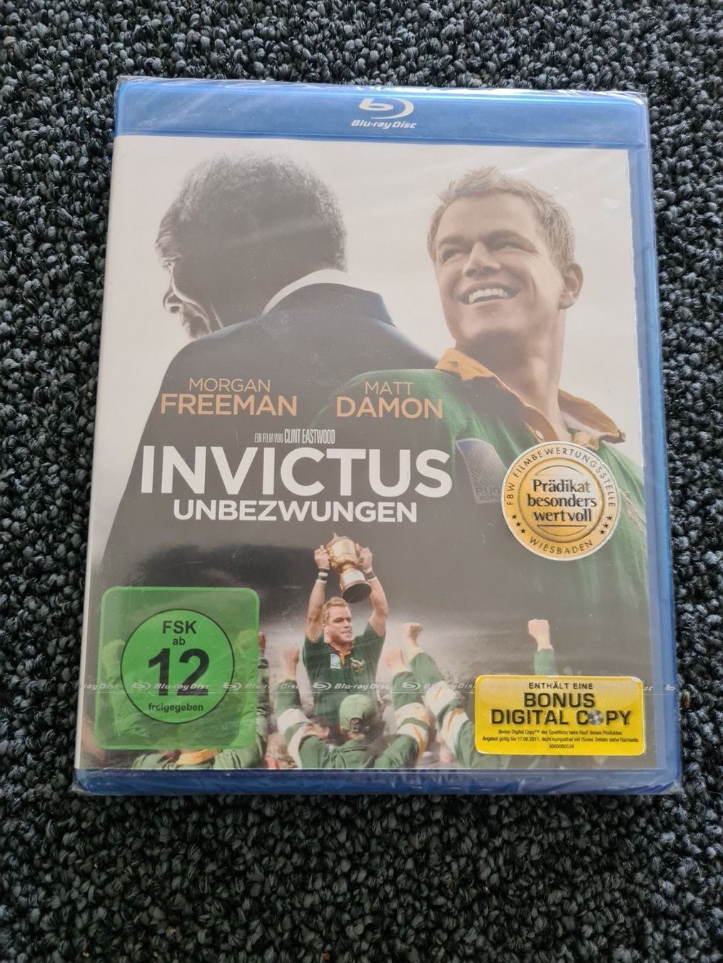 Alle DVDs: INVICTUS – Neu und originalverpackt aus Ruswil von jan_bxl5