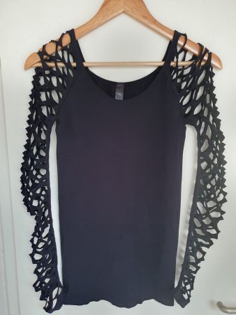 sexy Minikleid Gr. M Netzärmel, Brustweite 35 cm, dehnbar
