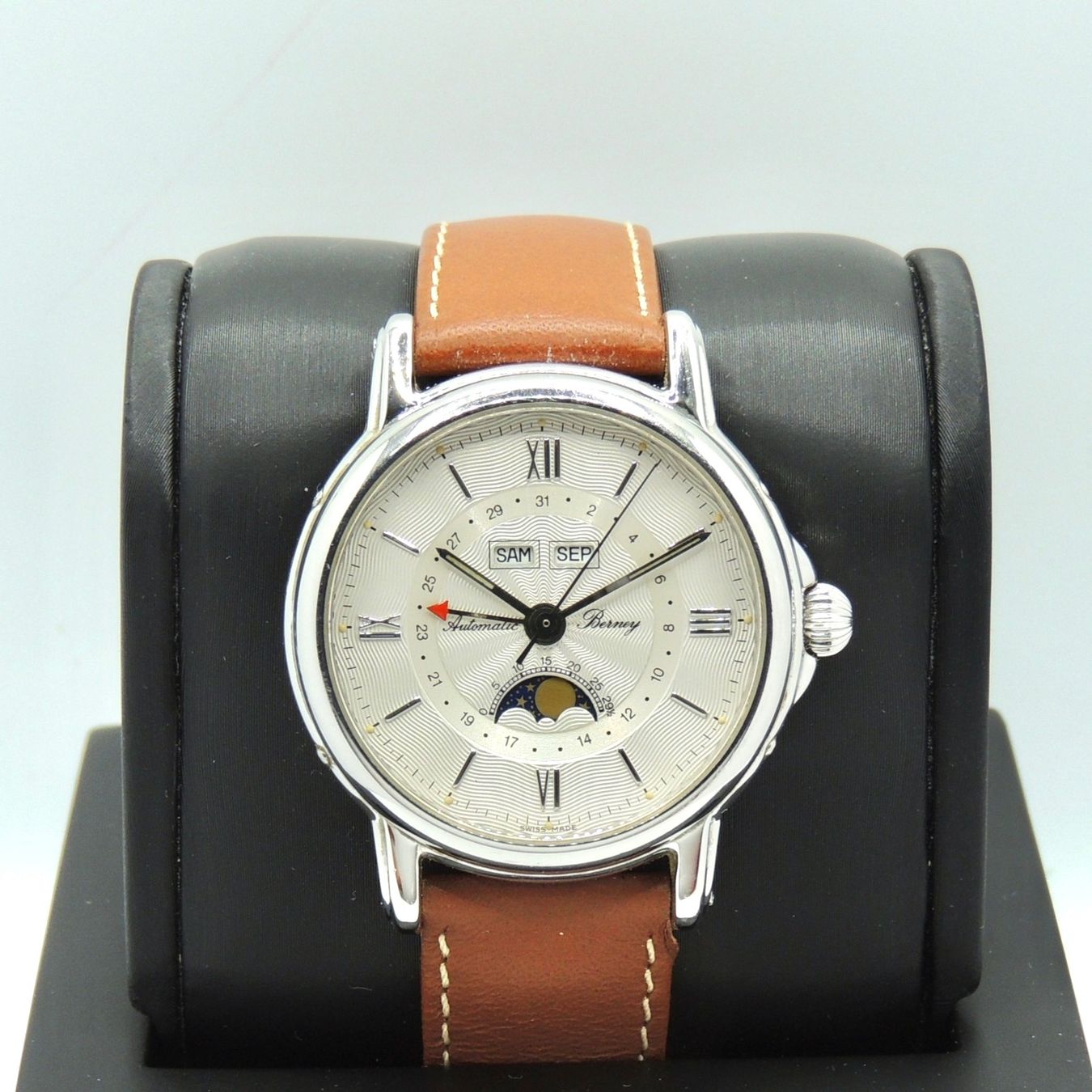 Berney Orologi: Montre Berney Moon Phase Day Date Automatic – Usato da Lausanne venduto da DuGoutetdesCouleurs