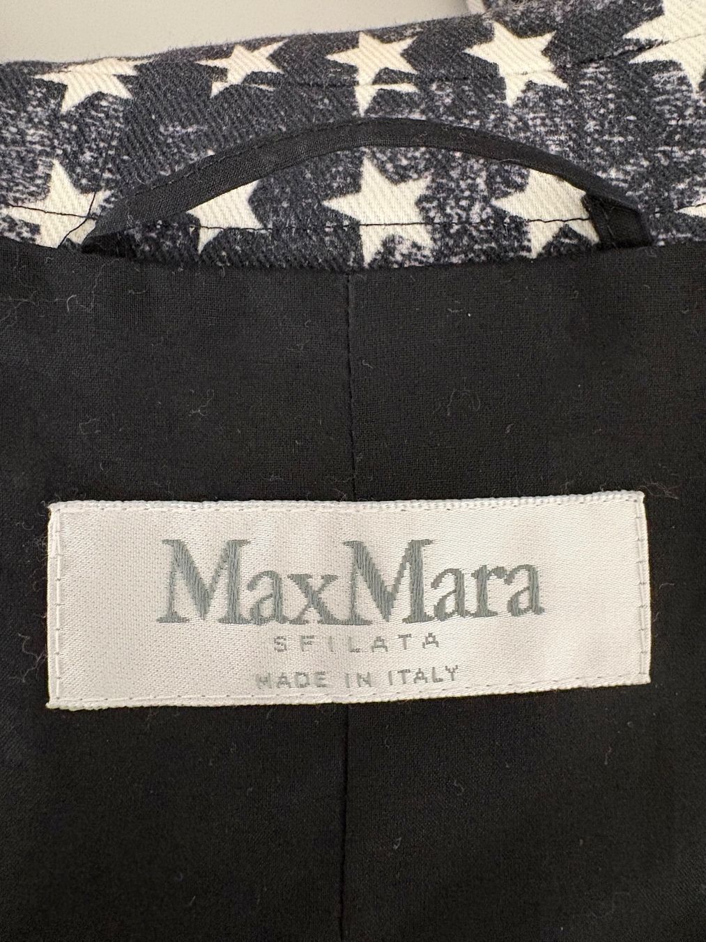 Max Mara Jacken: Max Mara Blazer mit Sternenmuster Gr. 40 schwarz Knöpfe – Neu (gemäss Beschreibung) aus Regensdorf von secondchancefashion 6