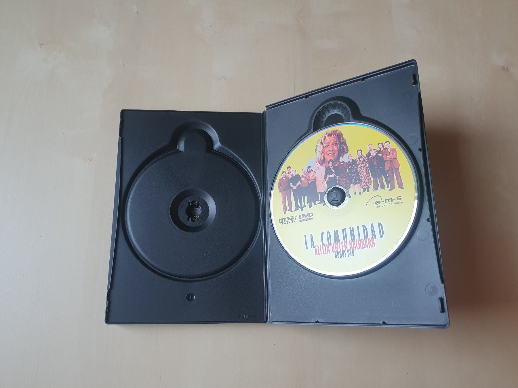 Tutti i DVDs: Allein unter Nachbarn – Usato da Stansstad venduto da collectorsshop 3